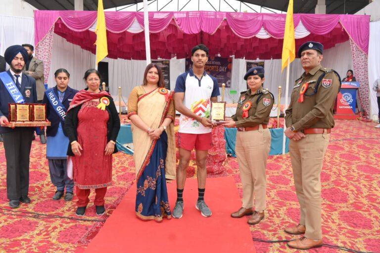 ਵਿਦਿਆਰਥੀ ਖੇਡਾਂ ਦੇ ਨਾਲ-ਨਾਲ ਪੜ੍ਹਾਈ ਵੱਲ ਦੇਣ ਵਿਸ਼ੇਸ਼ ਧਿਆਨ : ਐਸਐਸਪੀ